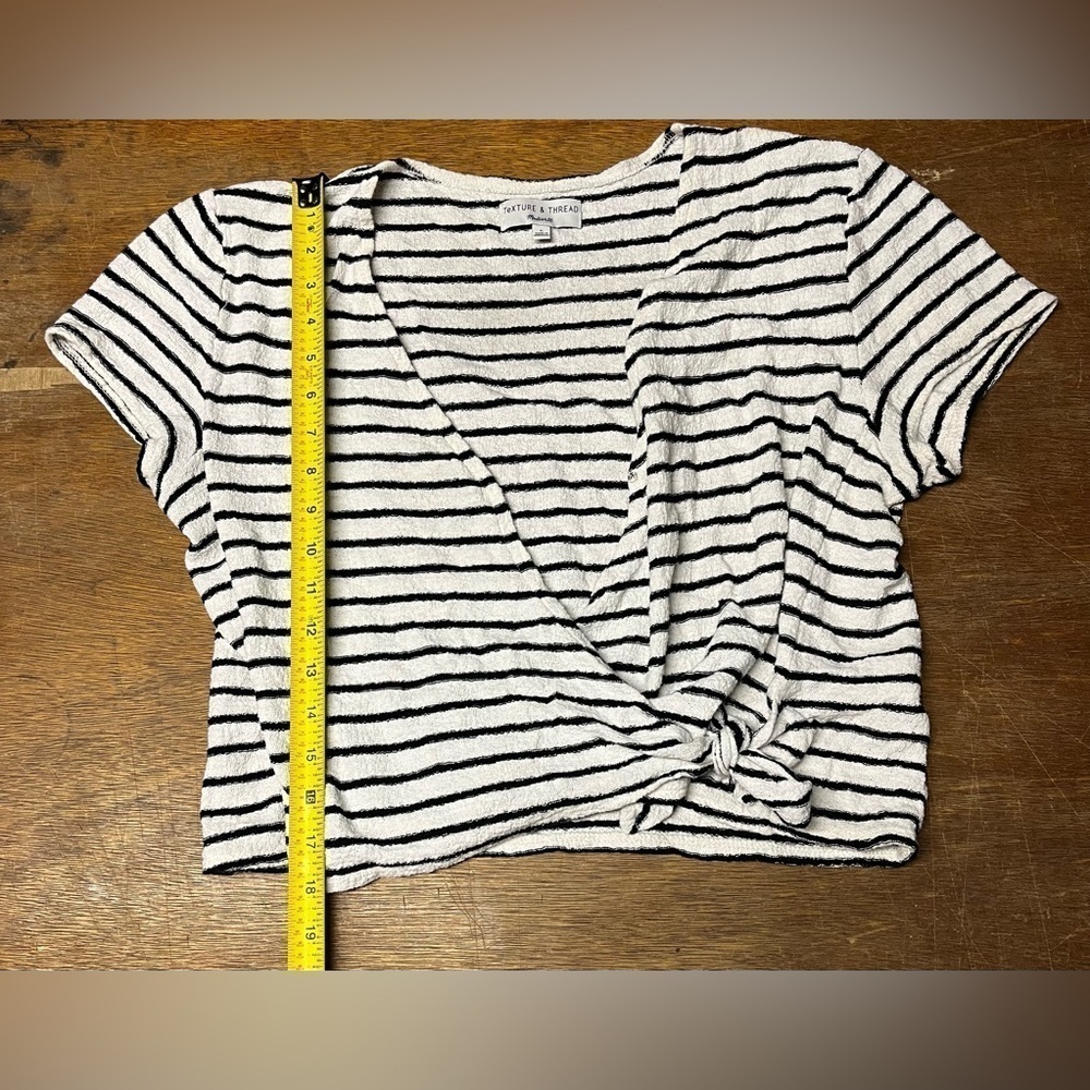 Madewell Texture & Thread Top - Short Cut/Sleeve Tie-up Top - Women’s Size Large